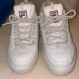 Pre-Owned Women’s FILA sneakers. In very good condition. Only worn a few times.